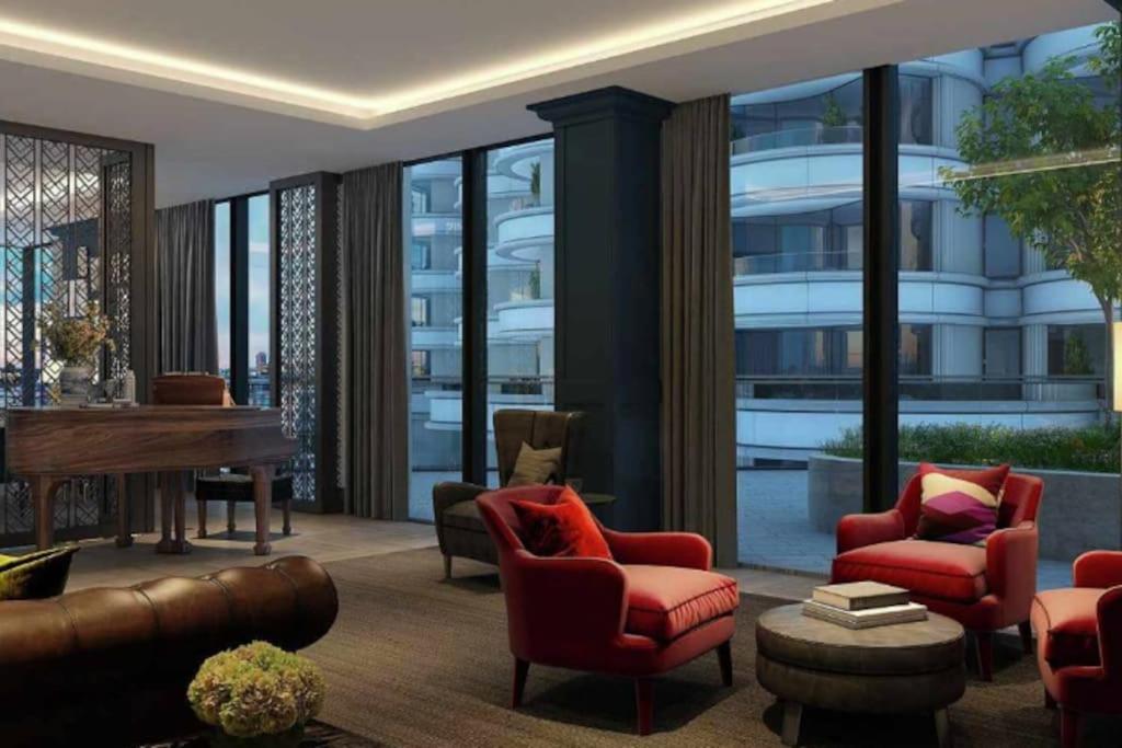Appartement Riverside Luxury - Pool, Gym, Sauna, Cinema, Bowling Alley And More! *